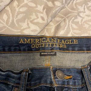 American Eagle Men’s 33 x 30 excellent condition